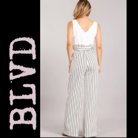 FINAL 🌅BLVD white/navy pinstripe pull-on Jumper - Picture 4 of 8